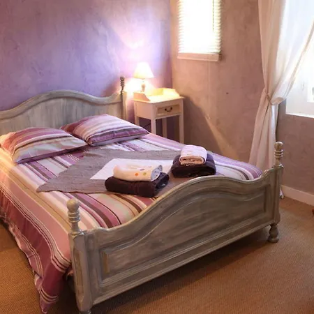 Domaine Des Deux Cèdres Couette-café 3*