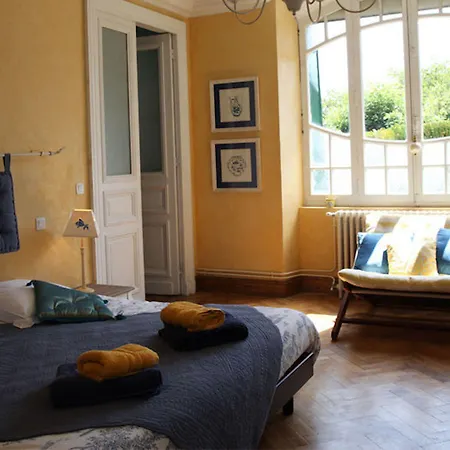 Domaine Des Deux Cèdres Couette-café Gauriac
