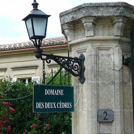 Domaine Des Deux Cedres 3*