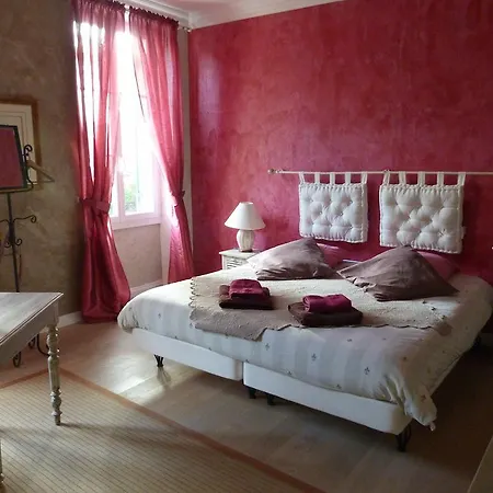 Domaine Des Deux Cèdres 3* Gauriac