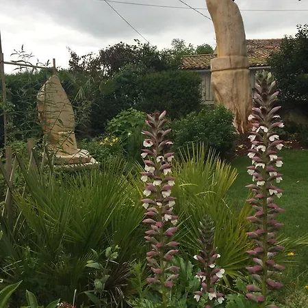 B&B Domaine Des Deux Cedres 3*