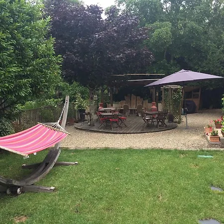 Bed & Breakfast Domaine Des Deux Cedres