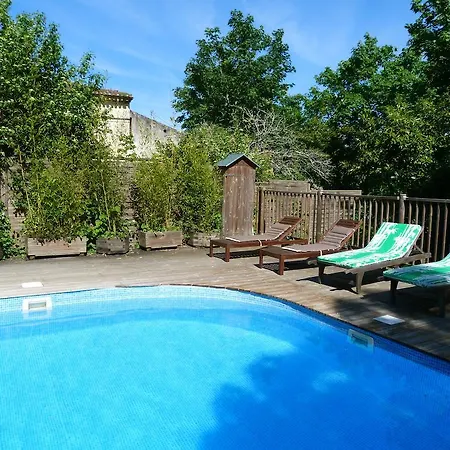 Domaine Des Deux Cèdres